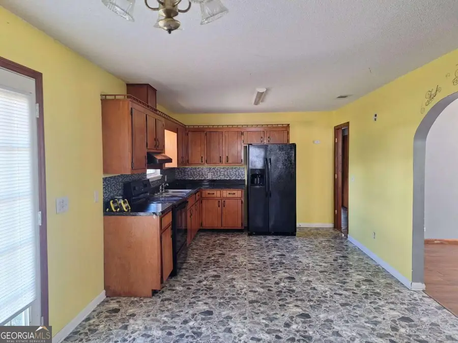 37 Faison Street, Baxley, GA 31513 - #3