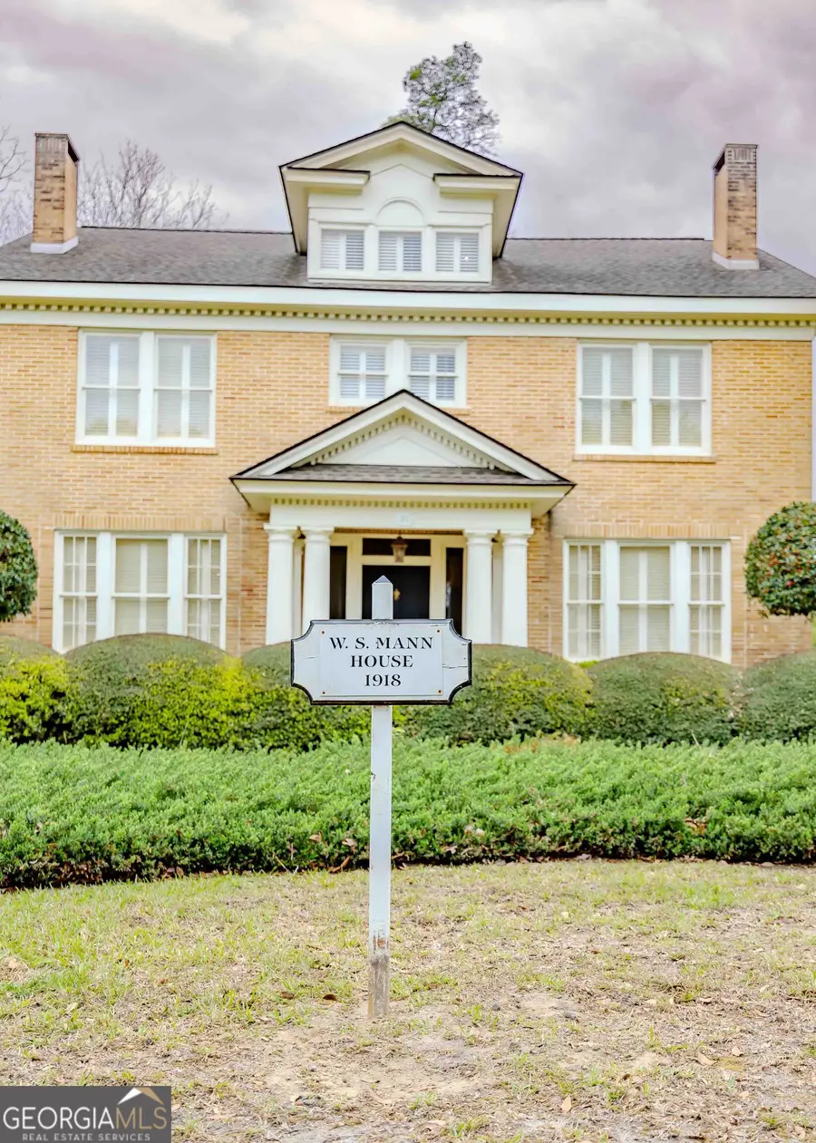 39 W Graham Street, McRae Helena, GA 31055 - #2