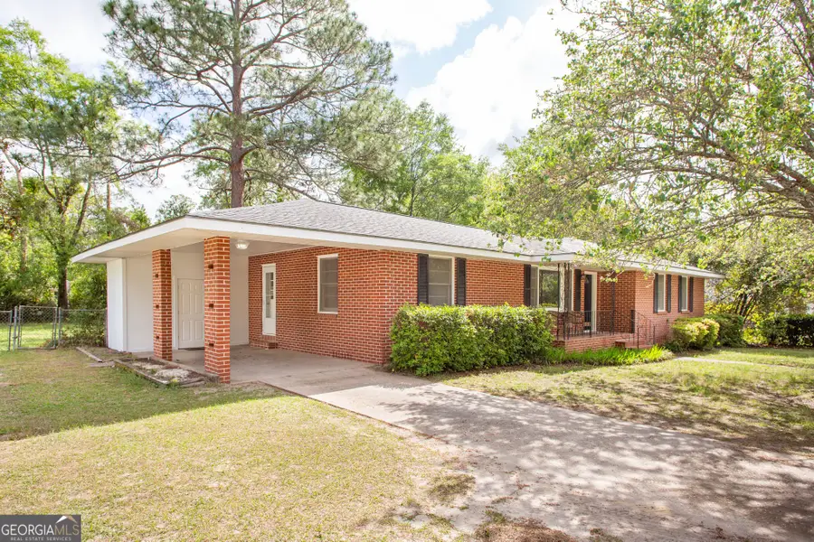 1305 Morningside Drive, Waycross, GA 31501 - #2