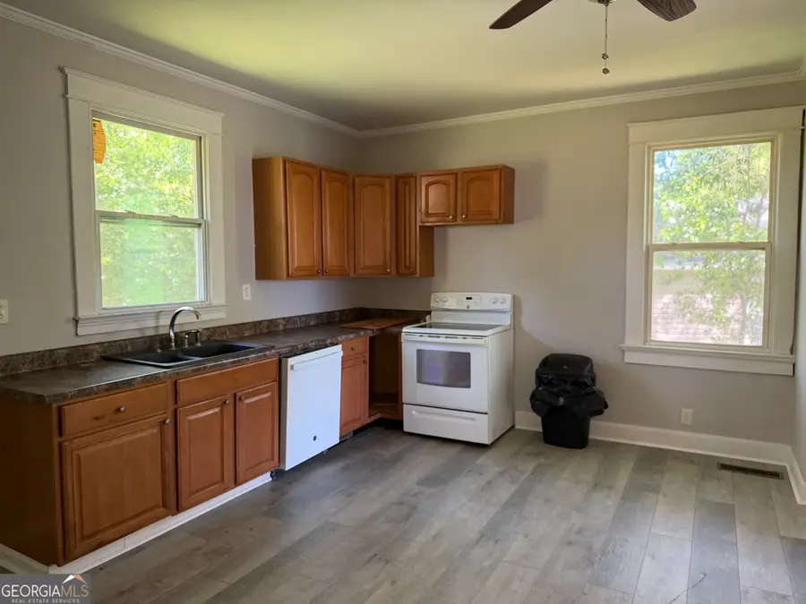 114 C Street Ne, Thomaston, GA 30286 - #2