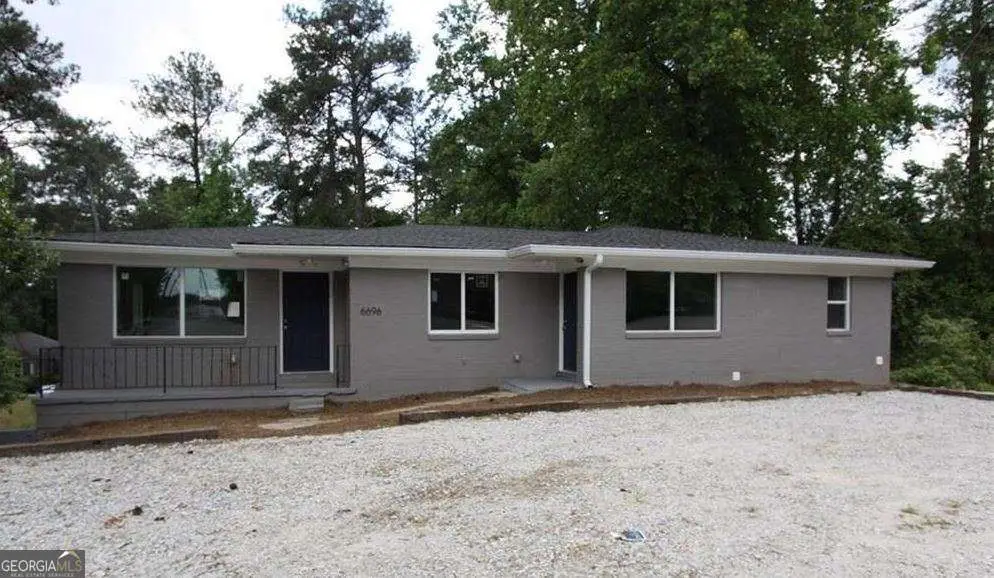 6696 Mableton Parkway Se, Mableton, GA 30126 - #1