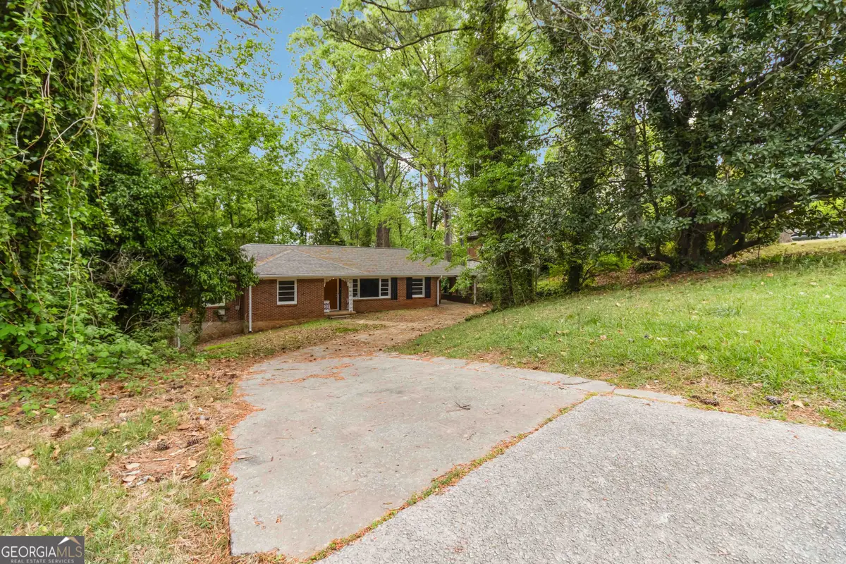 668 Lynn Circle Sw, Atlanta, GA 30311 - #1