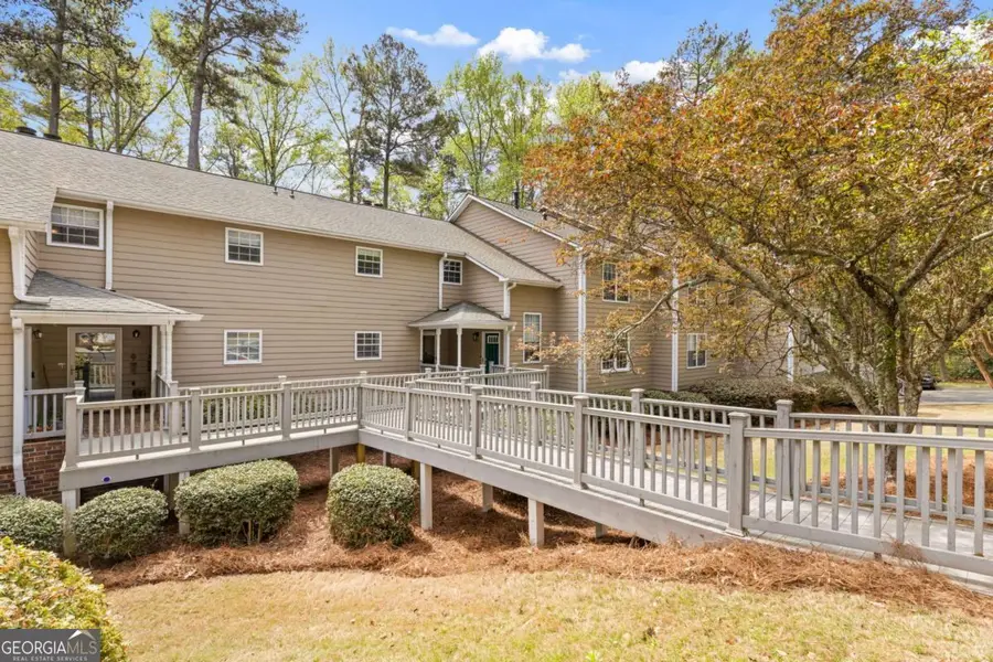 4447 Pineridge Circle, Dunwoody, GA 30338 - #2