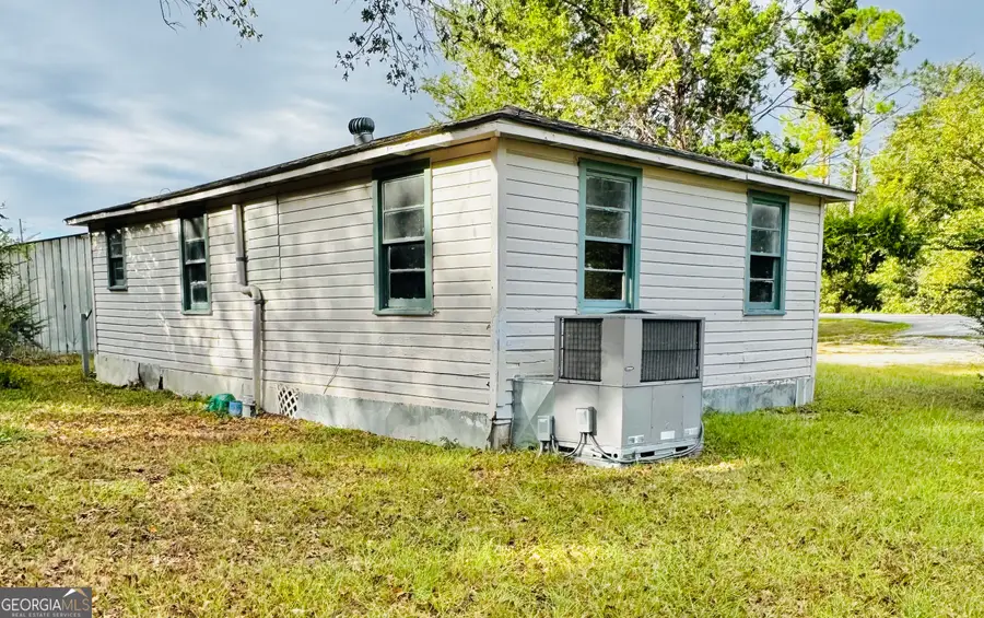 363 W Brazell Street, Reidsville, GA 30453 - #2