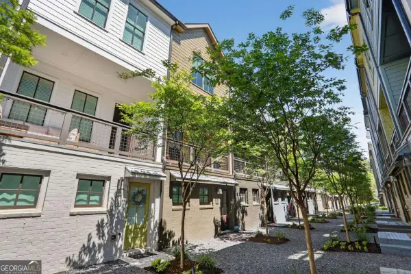 1072 Crest Circle Se, Atlanta, GA 30316