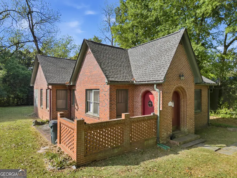 131 E Baldwin Street, Milledgeville, GA 31061 - #2