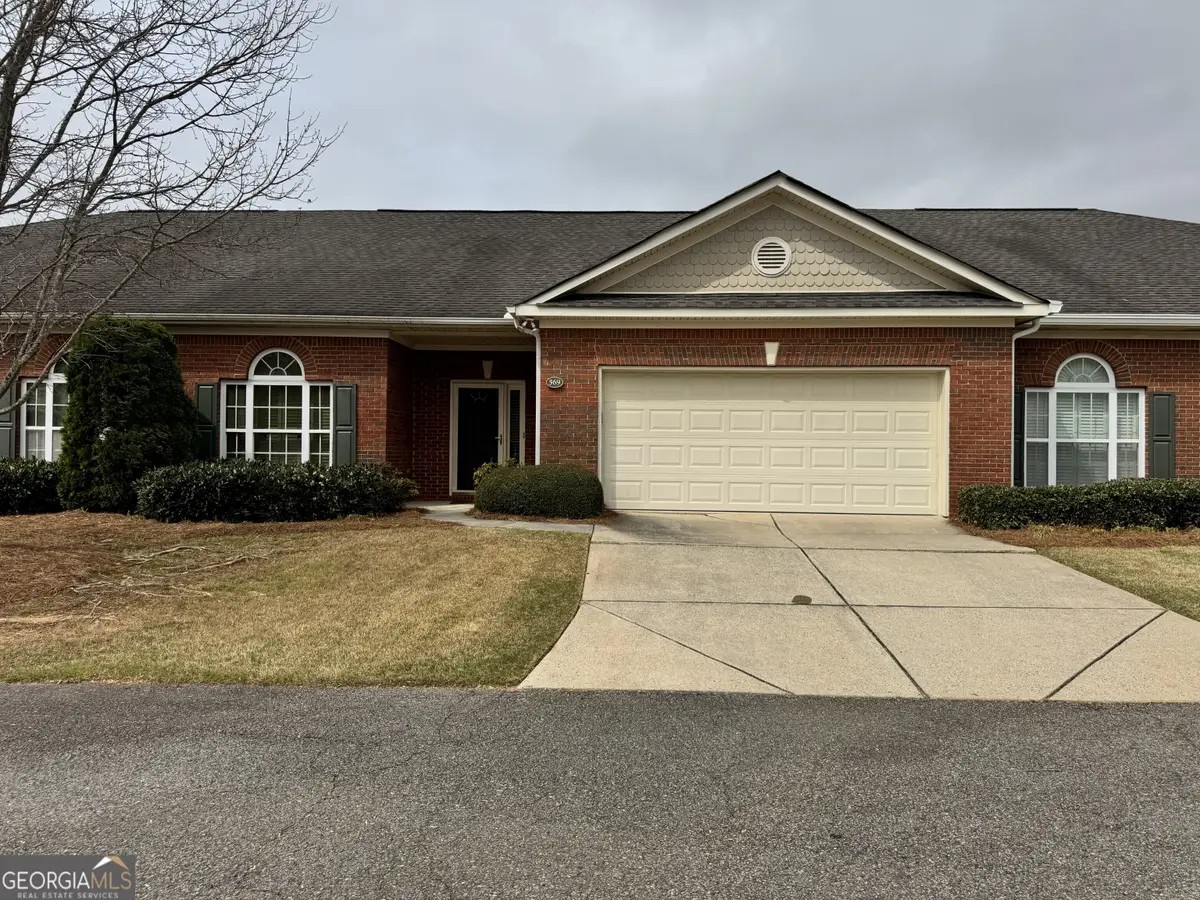 569 Sawnee Corners Drive, Cumming, GA 30040 - #1
