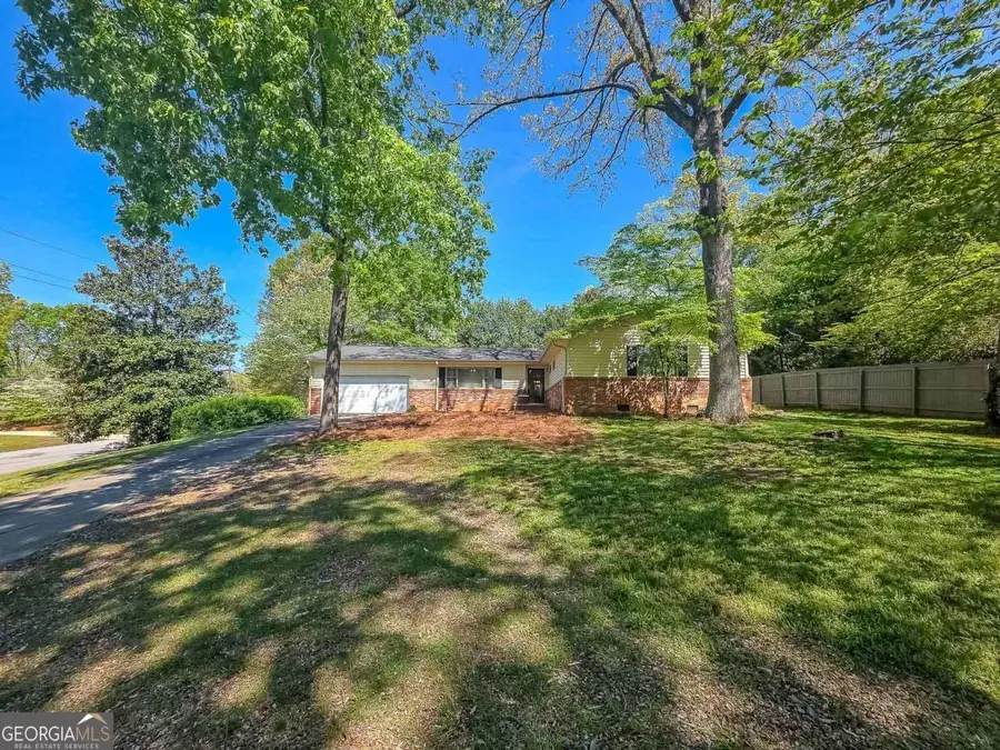 636 Holly Drive, Gainesville, GA 30501 - #2