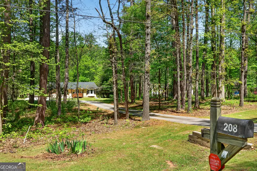 208 Thompson Road, Tyrone, GA 30290 - #2
