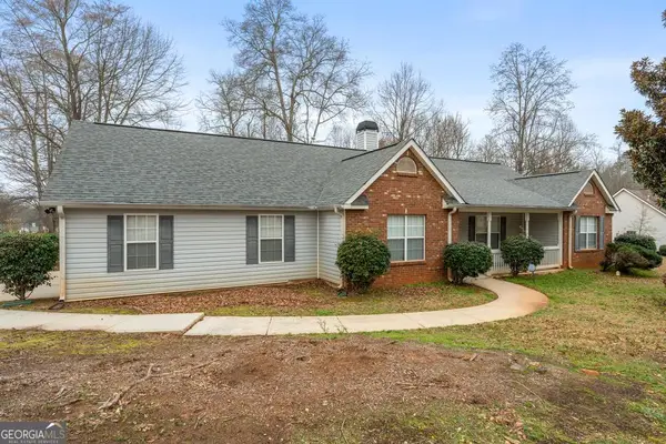 215 Pebble Creek Drive, McDonough, GA 30253