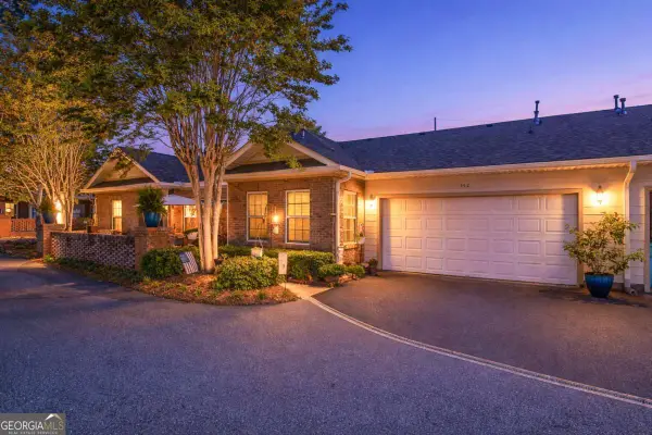 149 Villa Park Circle, Stone Mountain, GA 30087