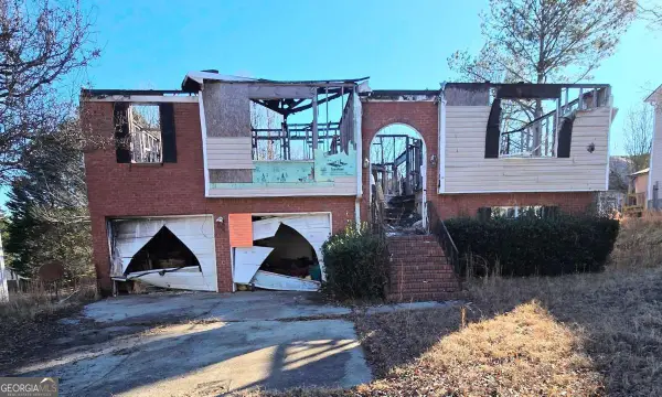 6406 Castle Court Way, Lithonia, GA 30058