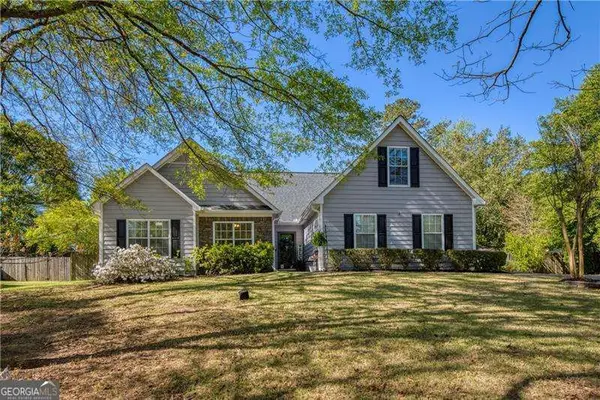 1520 Smoke Hill Drive, Hoschton, GA 30548