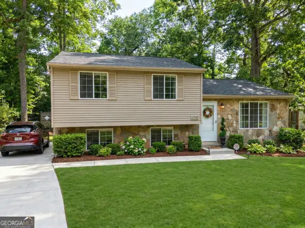 5172 Scarbrough Trail W, Stone Mountain, GA 30088