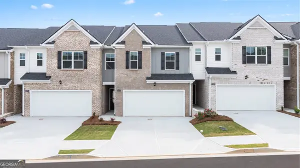 390 Silver Moon Drive, Loganville, GA 30052