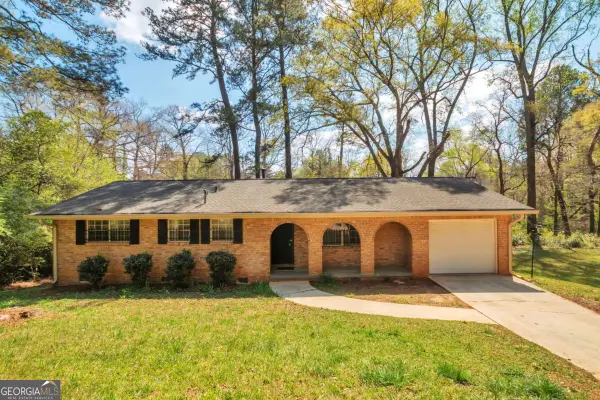 2912 Knollview Drive, Decatur, GA 30034