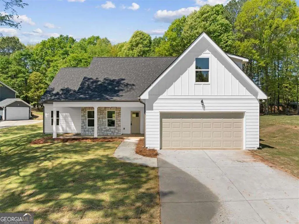 171 Duke Drive Ne, Calhoun, GA 30701 - #1