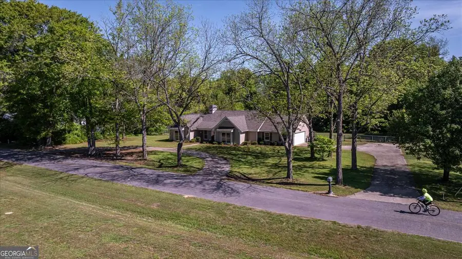 275 Peachtree Street, Winterville, GA 30683 - #2