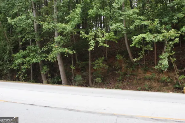 433 N Deshong Road, Stone Mountain, GA 30087