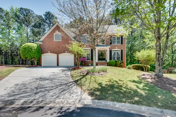 4214 Balmoral Glen Drive, Berkeley Lake, GA 30092