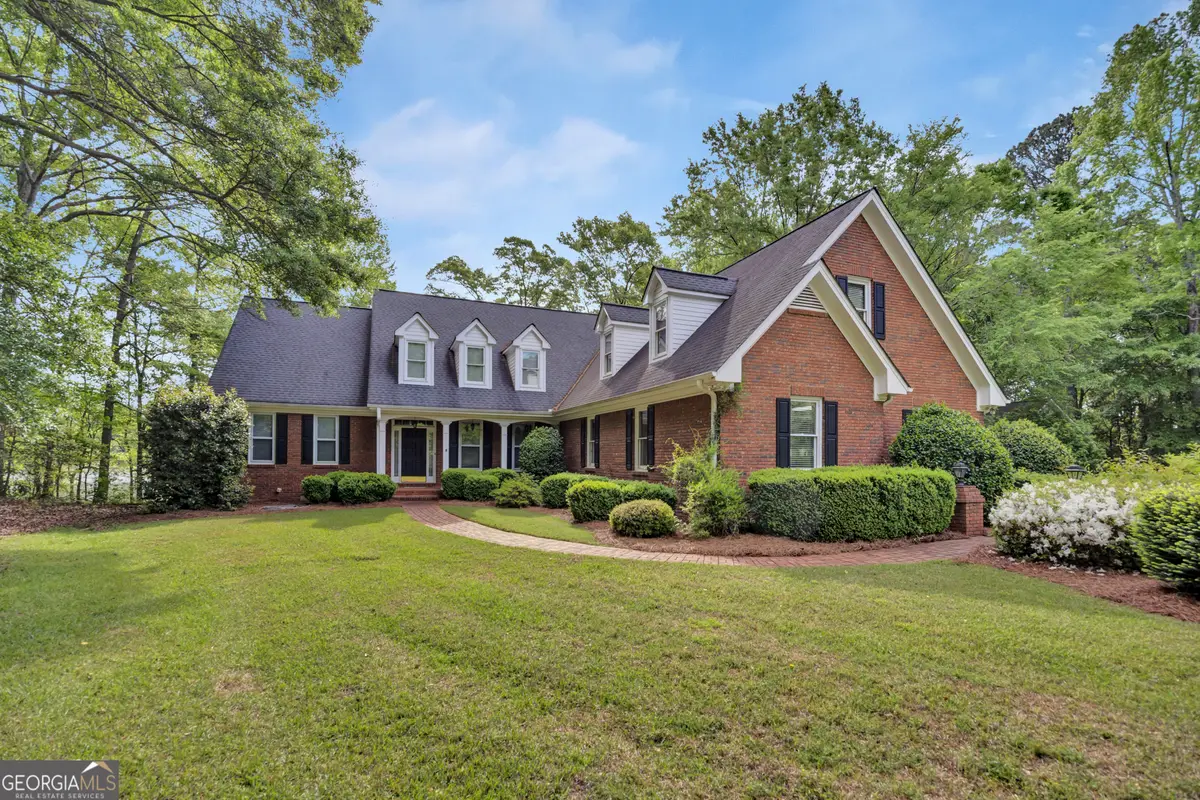 125 Lake Drive, Covington, GA 30014 - #1