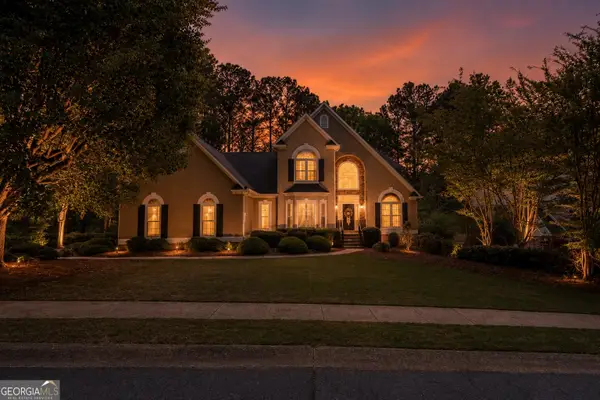 716 Whisper Wind Court, Woodstock, GA 30189