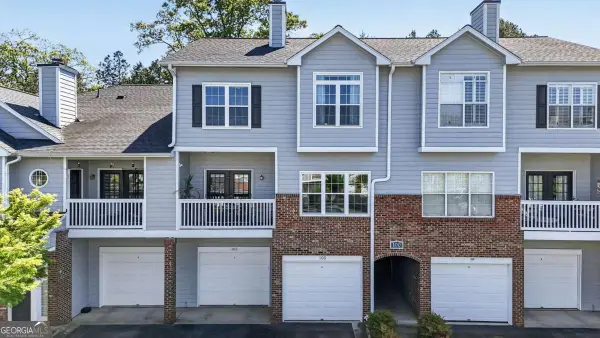 105 Vinings Forest Circle Se, Smyrna, GA 30080