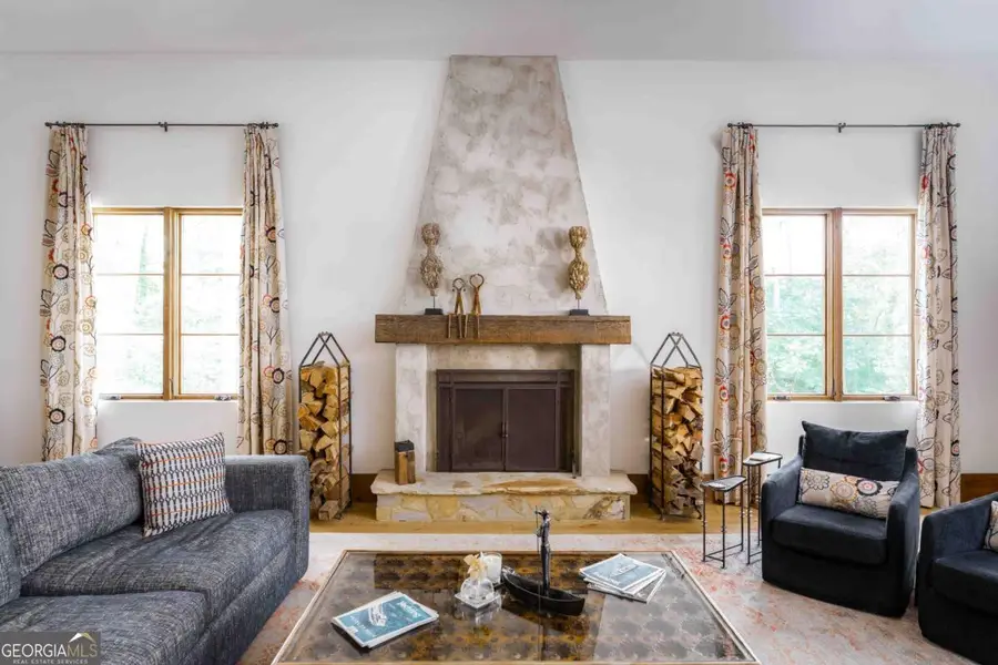 3118 W Roxboro Road Ne, Atlanta, GA 30324 - #3