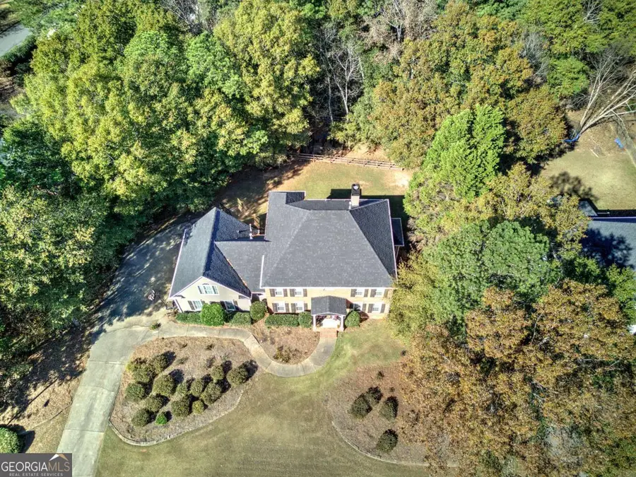 4 Buckingham Court, Cartersville, GA 30120 - #3