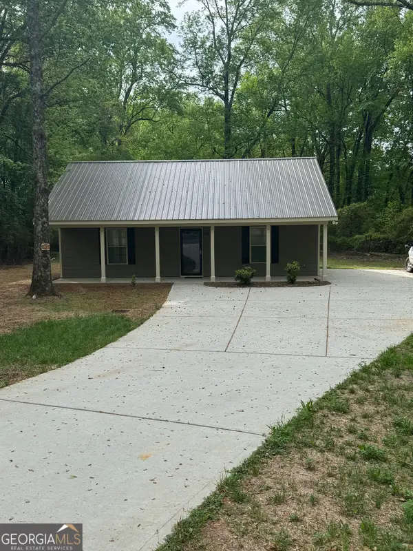 7883 Pendergrass Road, Hoschton, GA 30548