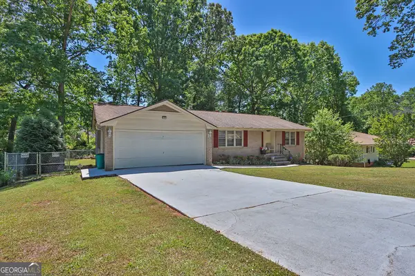 2906 Castle Drive, Lawrenceville, GA 30044