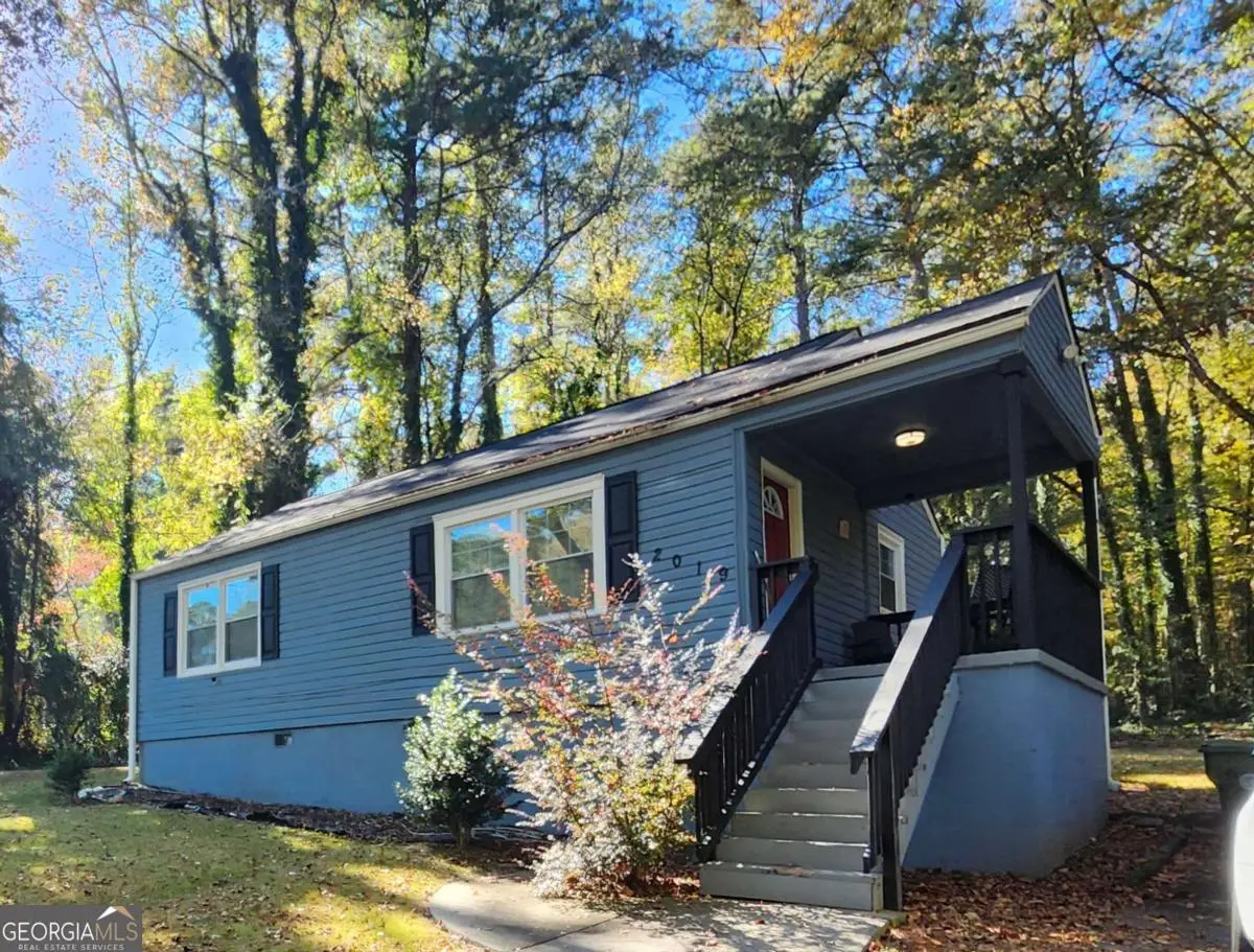 2019 Grant Road Sw, Atlanta, GA 30331 - #1