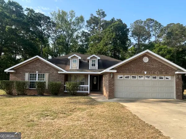 103 Oak Circle, Glennville, GA 30427