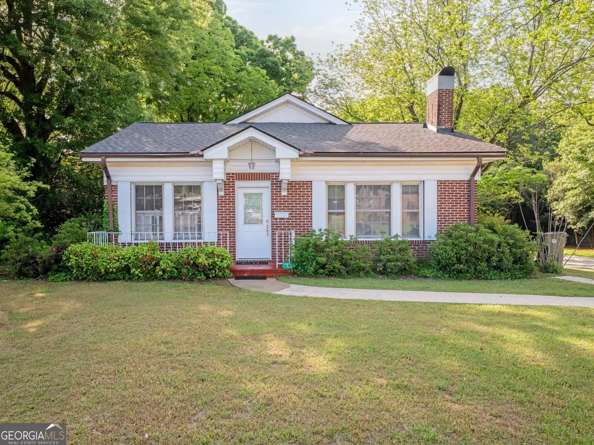 183 Athens Street, Hartwell, GA 30643 - #1