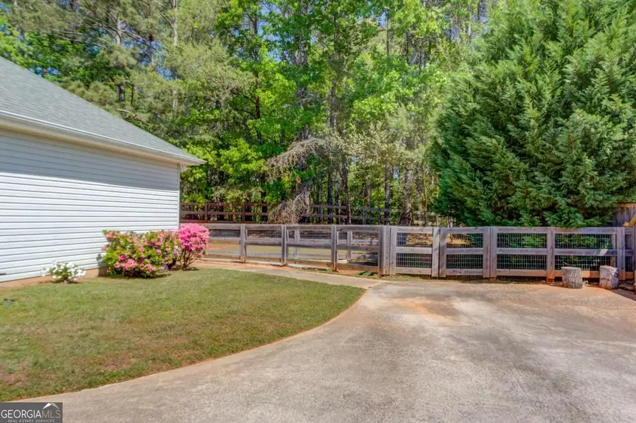 3314 Banks Mountain Drive, Gainesville, GA 30506 - #3