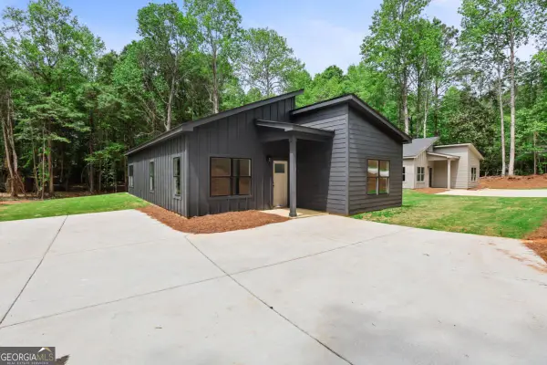 148 Lincoln Street, Hogansville, GA 30230