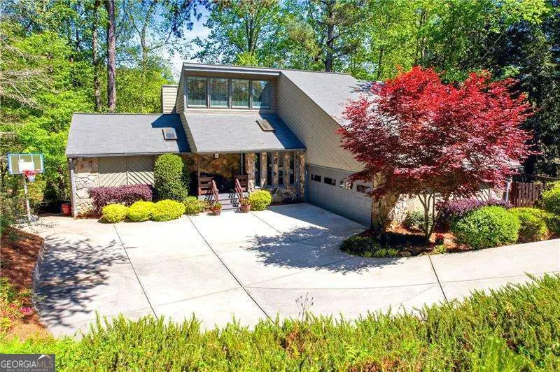 4221 Burns Heritage Trail Ne, Roswell, GA 30075 - #2
