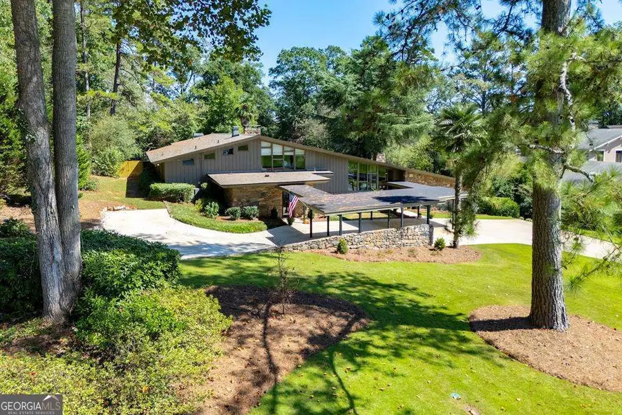 320 East Club Drive, Carrollton, GA 30117 - #2