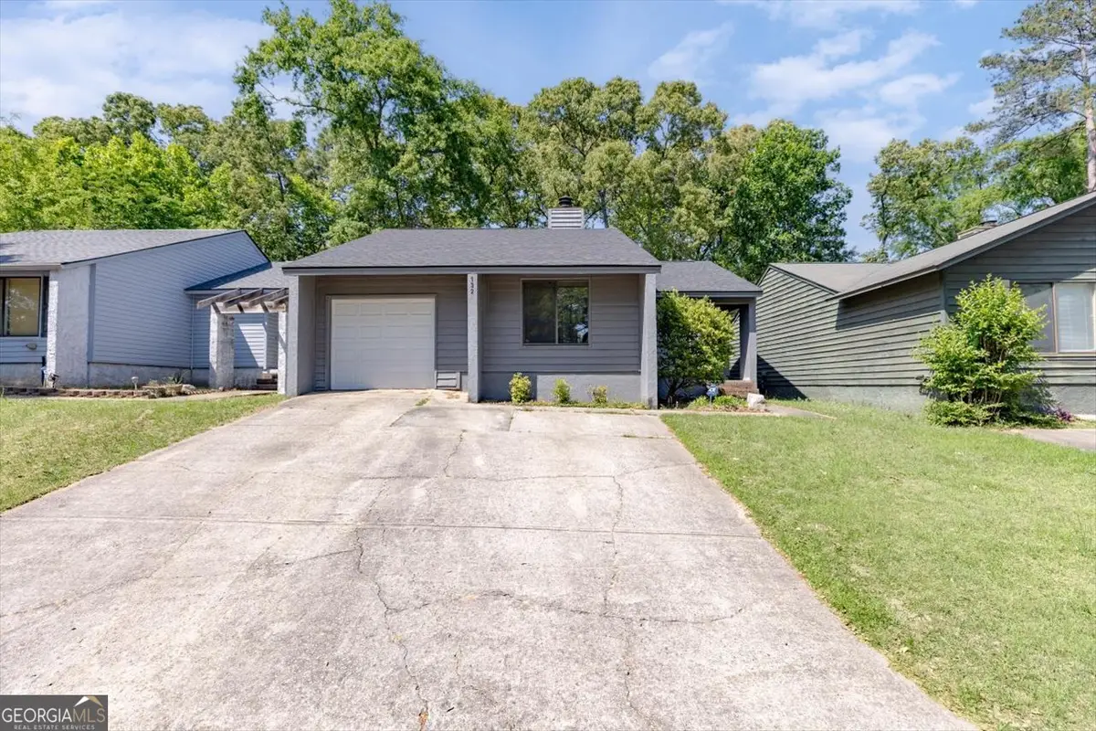 132 Lake Pointe Drive, Warner Robins, GA 31088 - #1