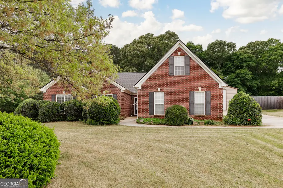 416 Camden Drive, Winder, GA 30680 - #3