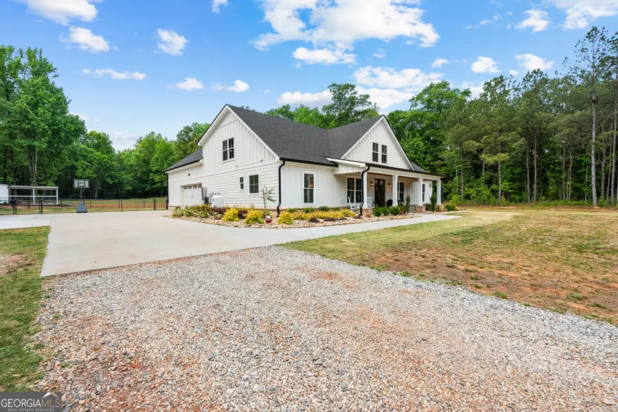 425 Dean Road, Barnesville, GA 30204 - #3