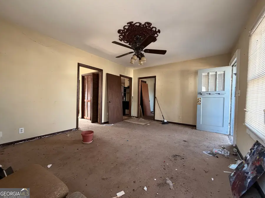 540 Lake Drive, Hapeville, GA 30354 - #2