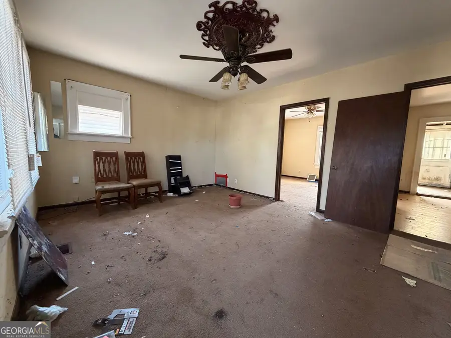 540 Lake Drive, Hapeville, GA 30354 - #3
