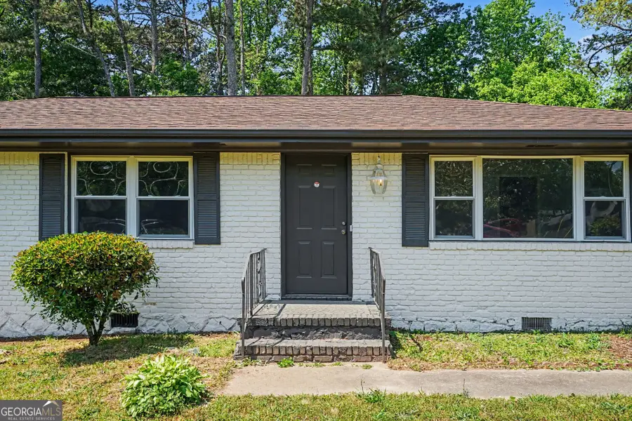 1563 Rockbridge Road, Stone Mountain, GA 30087 - #3