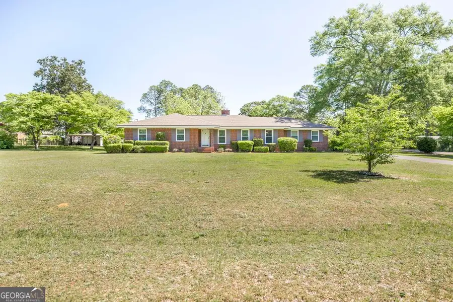 129 S Seventh Street, Cochran, GA 31014 - #2