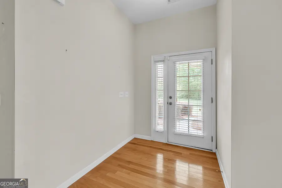 31 Thomaston Street, Newnan, GA 30263 - #3