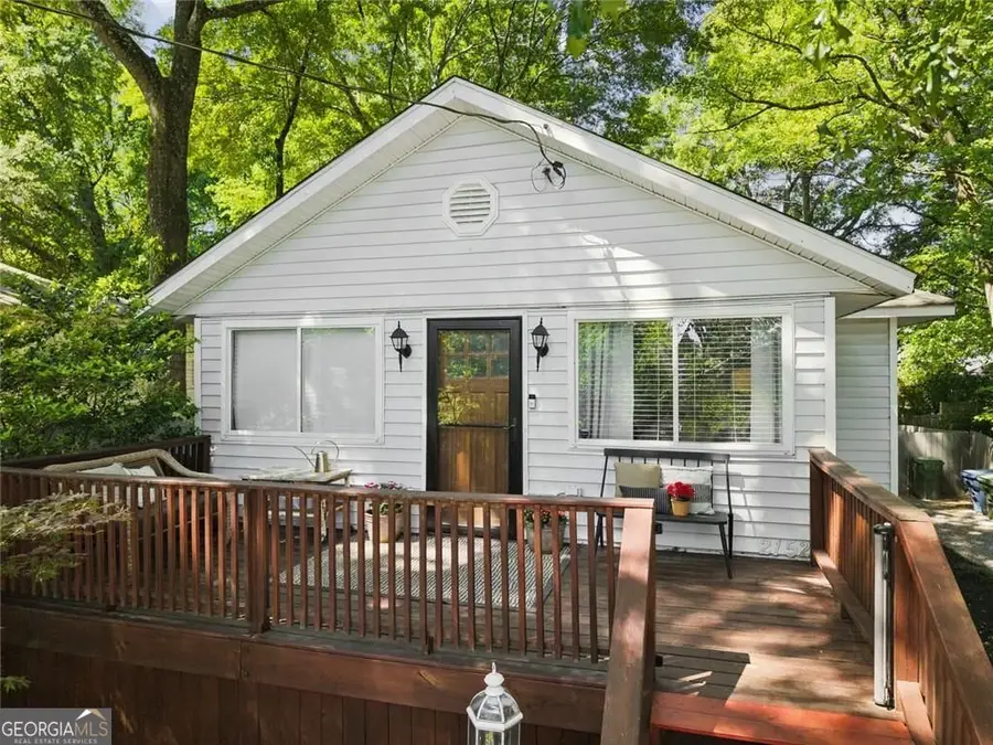 2152 Forrest Place Nw, Atlanta, GA 30318 - #2