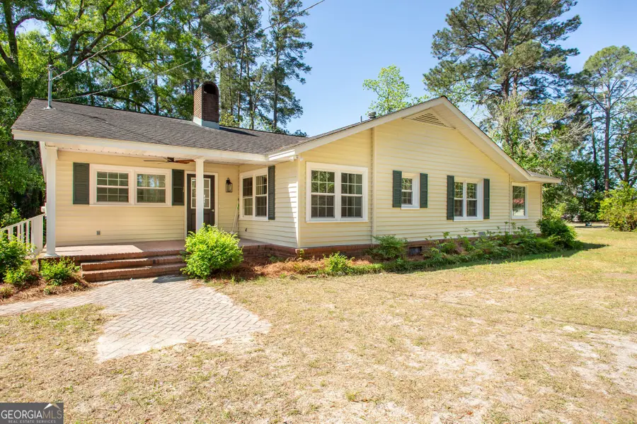 110 Briarwood Road, Waycross, GA 31501 - #2