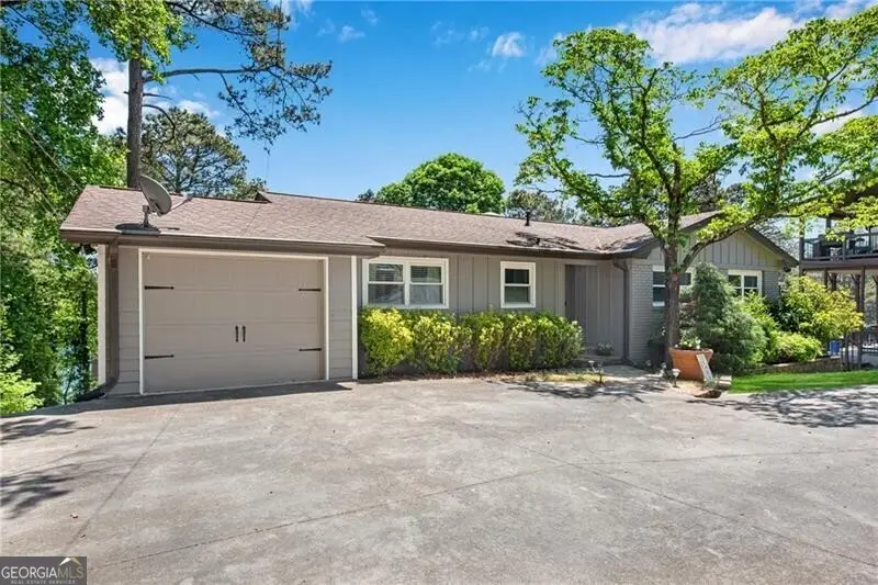 6275 Woodlake Drive, Buford, GA 30518 - #3