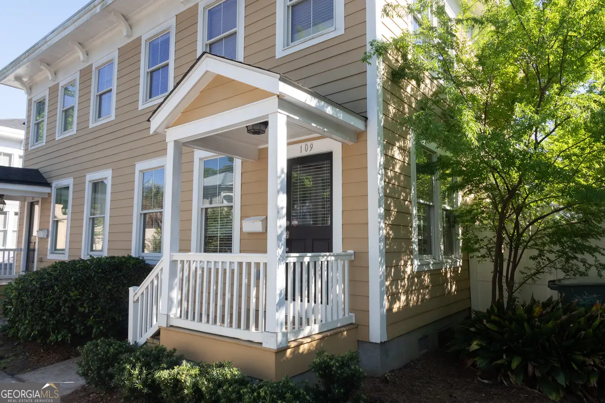 109 W 31st Street, Savannah, GA 31401 - #1